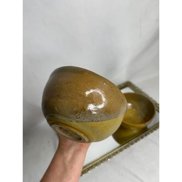 Set of Two Beautiful Vintage Earth Toned Artist Signed Handmade Studio Pottery 4 - Picture 5 of 9